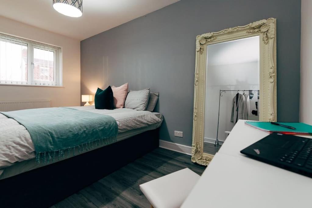 Park & Relax In 1Bd Central Liverpool Home Exteriér fotografie